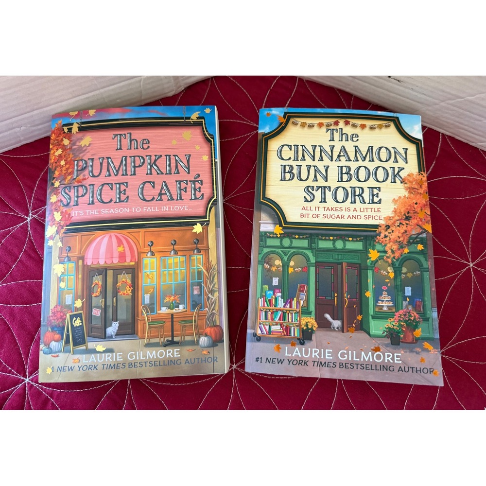 Laurie Gilmore Dream Harbor Series Pumpkin Spice Cafe Cinnamon Bun Book Store